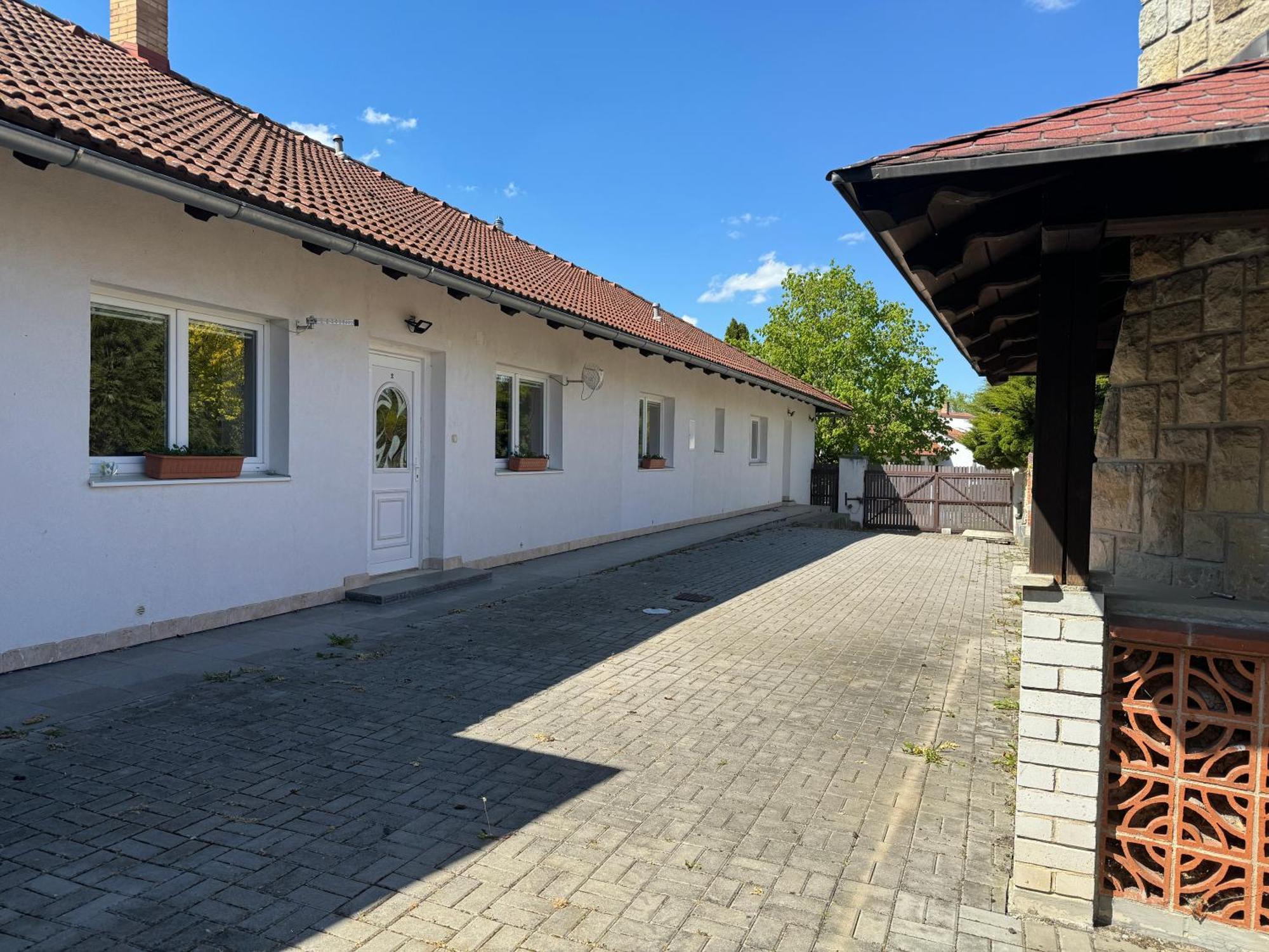 Apartmany Kněžičky エクステリア 写真
