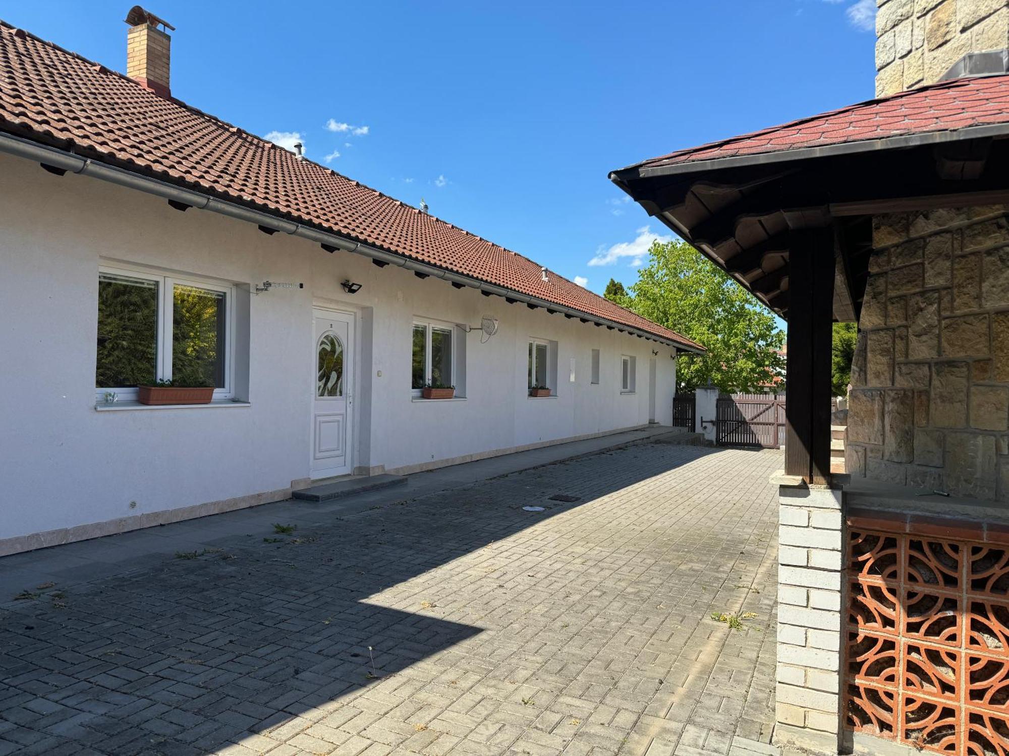 Apartmany Kněžičky エクステリア 写真